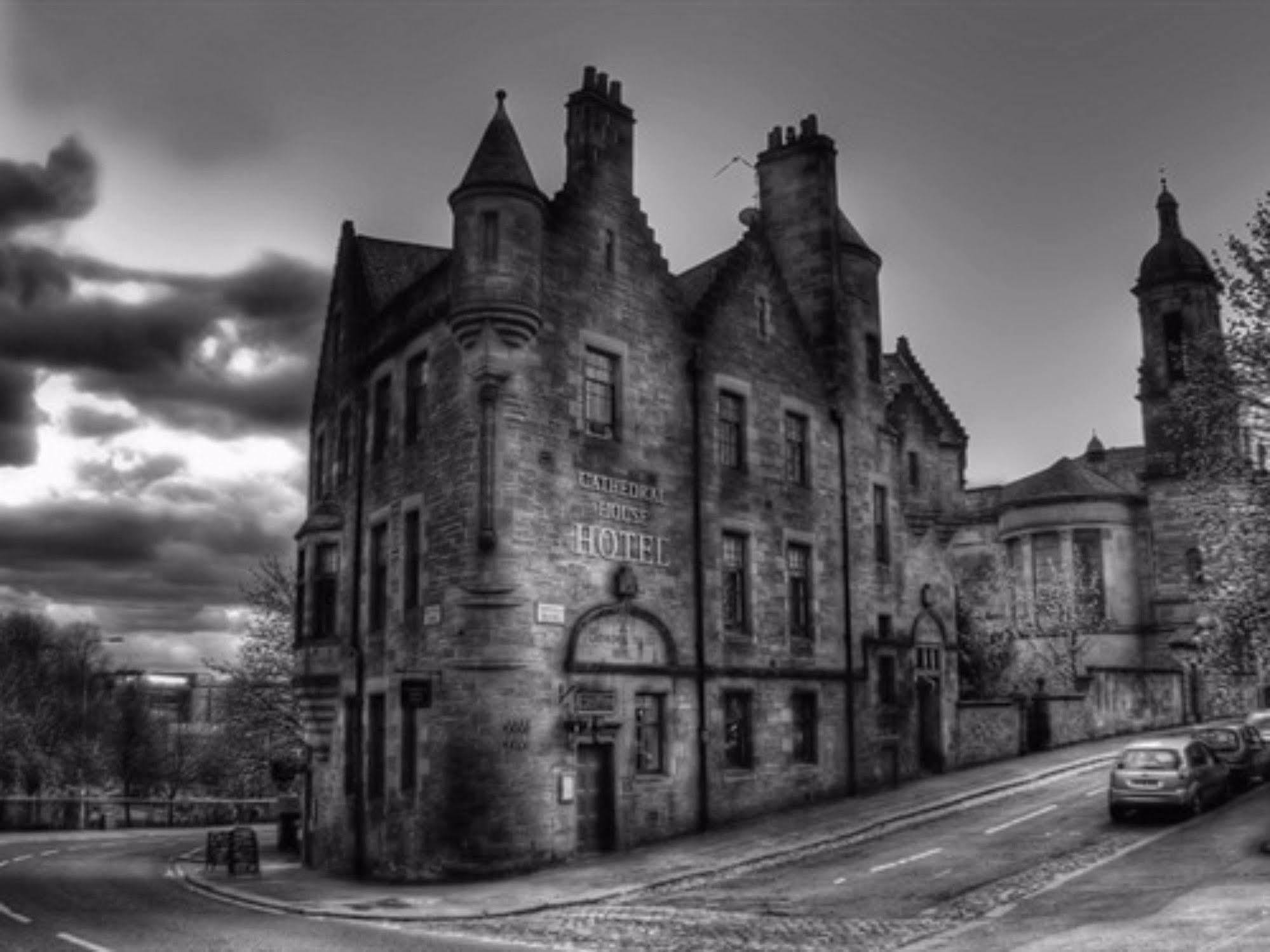 Celentano'S Restaurant With Rooms Glasgow Exterior foto